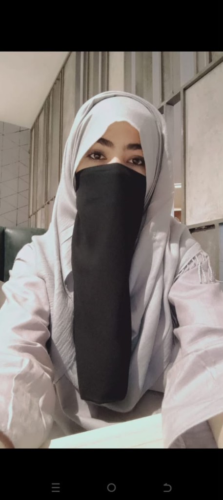 Amna Touqir